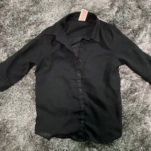 Medium sheer top 100% polyester